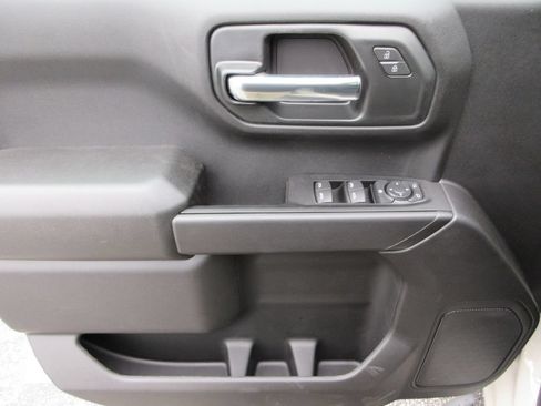 New 2026 Chevrolet Silverado 1500 Custom w/ Turbomax Blackout Package AWD/4WD image 22