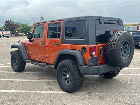 Used 2011 Jeep Wrangler Unlimited Sport AWD/4WD image 3