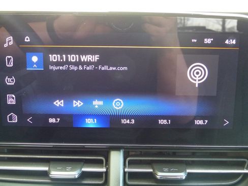 Used 2025 Chevrolet Trax LT w/ Driver Confidence Package image 44