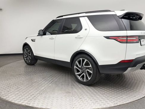 Used 2018 Land Rover Discovery HSE Luxury AWD/4WD image 4