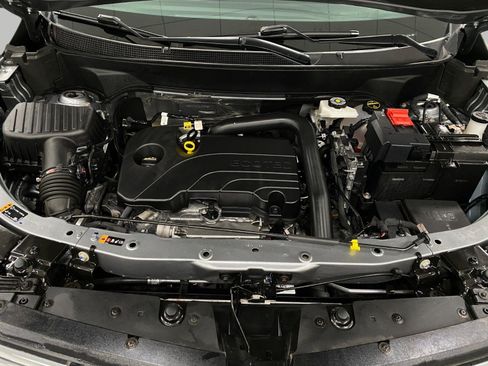 Used 2025 Chevrolet Equinox LT AWD/4WD image 11