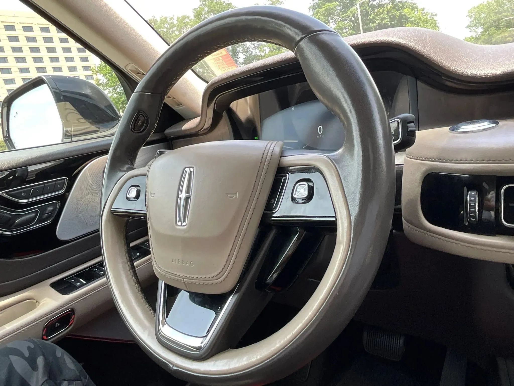 Used 2021 Lincoln Aviator Reserve w/ Equipment Group 201A AWD/4WD image 26