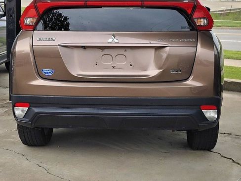 Used 2019 Mitsubishi Eclipse Cross AWD image 8