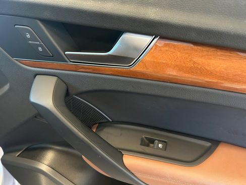 Used 2022 Audi Q5 2.0T Premium Plus image 31