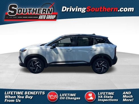 New 2026 Nissan Kicks SV w/ SV Premium Package FWD image 1