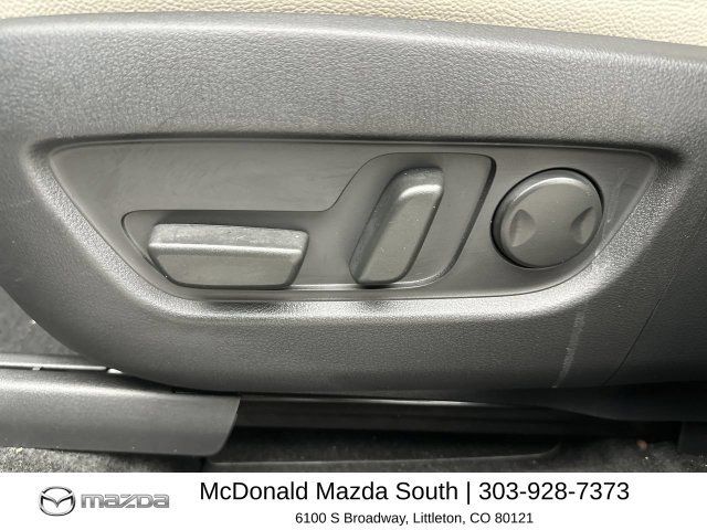 Certified 2025 MAZDA CX-70 Plug-In Hybrid w/ Premium Pkg AWD/4WD image 12