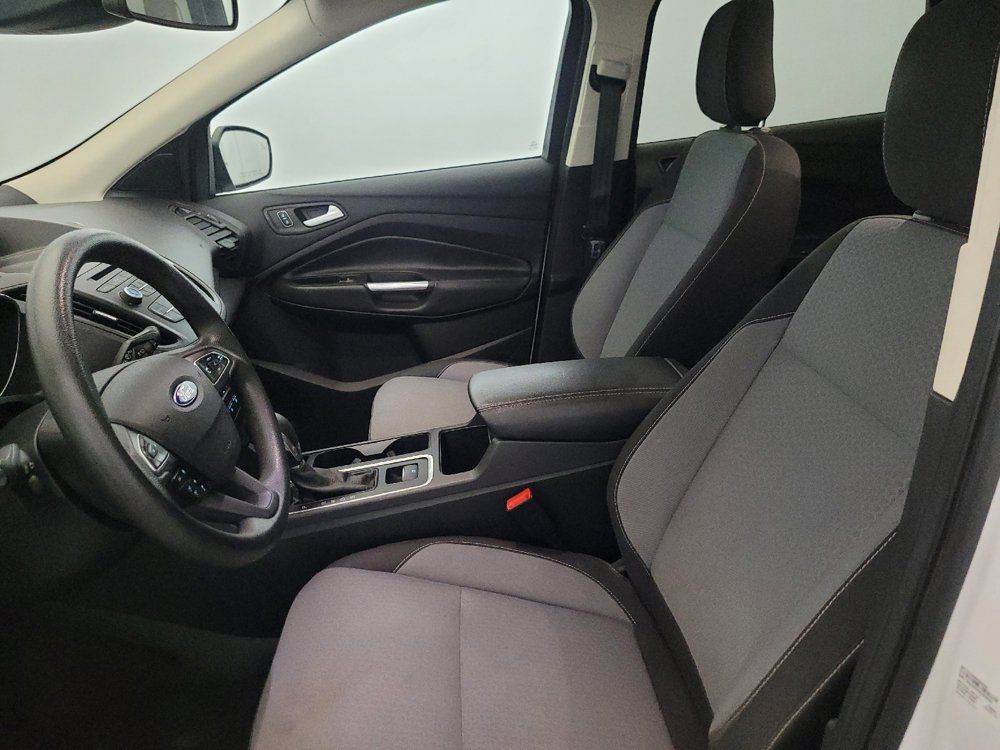 Used 2018 Ford Escape SE w/ Ford Safe & Smart Package AWD/4WD image 17
