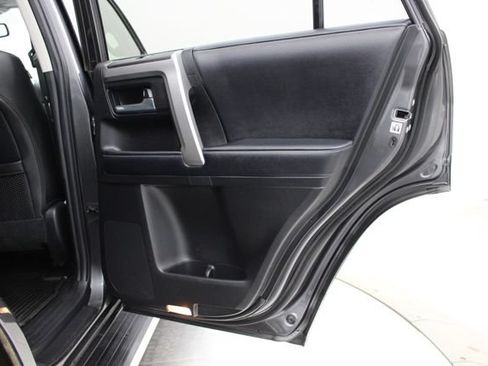 Used 2019 Toyota 4Runner SR5 Premium AWD/4WD image 61