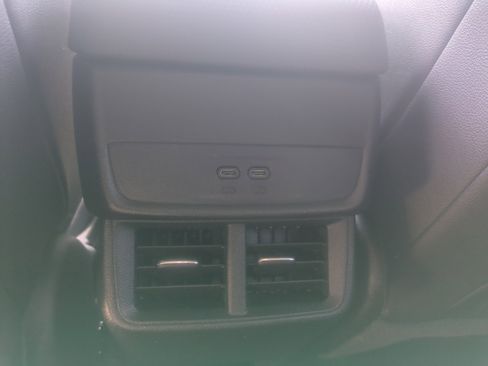 Used 2025 Chevrolet Equinox RS w/ Safety and Technology Package FWD image 30
