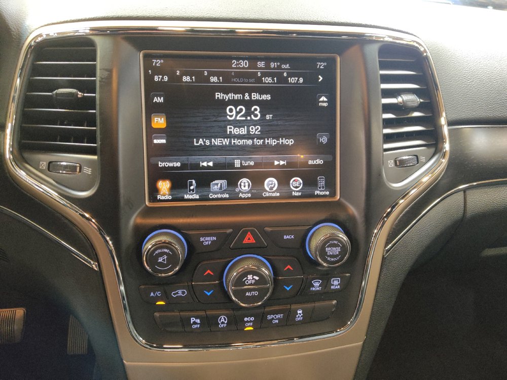 Used 2016 Jeep Grand Cherokee Limited RWD image 25