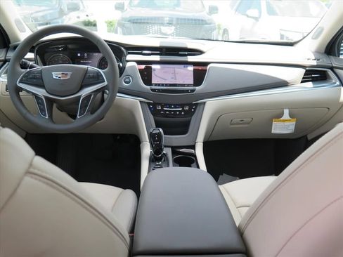 New 2026 Cadillac XT5 Premium Luxury w/ Driver Assist Package FWD image 23