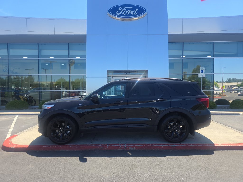 Used 2023 Ford Explorer ST-Line w/ Class IV Trailer Tow Package AWD/4WD 360° Tour