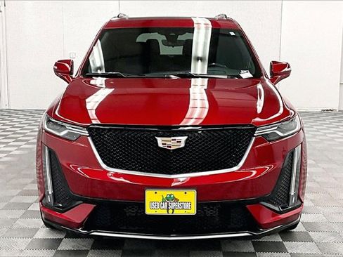 Used 2023 Cadillac XT6 Sport w/ Technology Package image 3