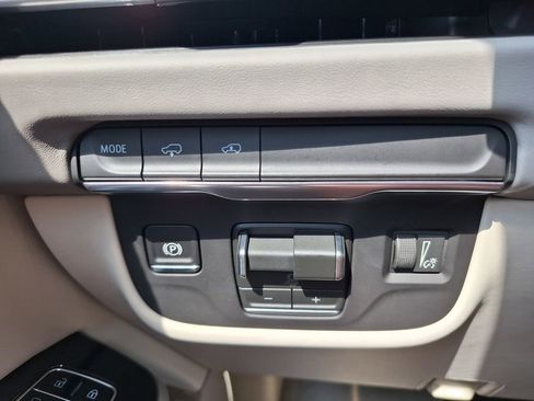 New 2026 Cadillac Escalade Platinum Sport RWD image 21