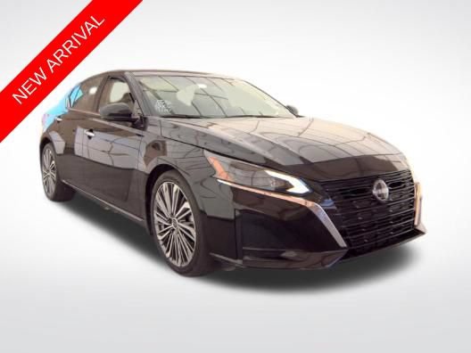 Used 2024 Nissan Altima 2.5 SL FWD image 1
