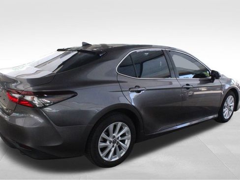 Used 2024 Toyota Camry LE FWD image 14