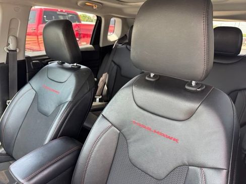 Used 2022 Jeep Compass Trailhawk w/ Sun and Sound Group AWD/4WD image 11
