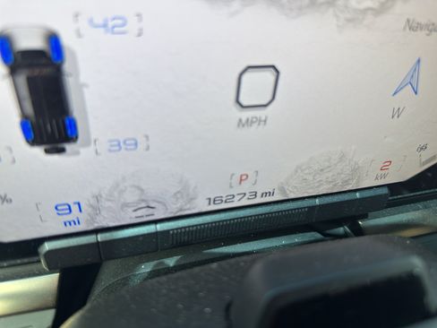 Used 2024 GMC Hummer EV 3X AWD/4WD image 28