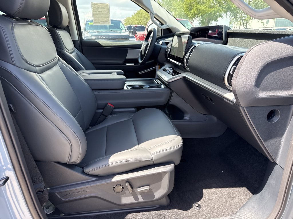 New 2027 Ford Expedition Max Active RWD image 22