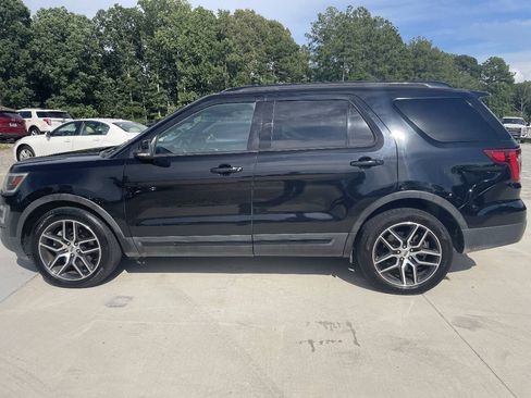 Used 2016 Ford Explorer Sport AWD/4WD image 4
