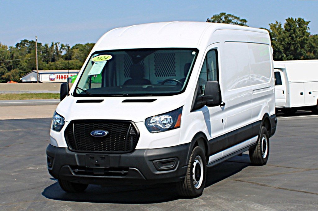 Used 2024 Ford Transit 250 148 Medium Roof RWD image 2