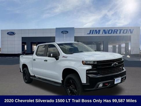 Used 2020 Chevrolet Silverado 1500 LT Trail Boss AWD/4WD image 1