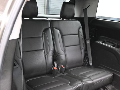 Used 2019 GMC Acadia SLT FWD image 19