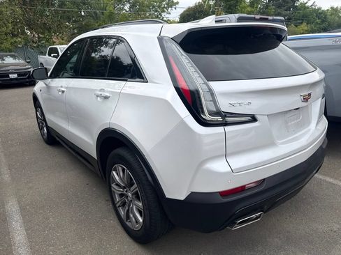 Used 2021 Cadillac XT4 Sport FWD image 2