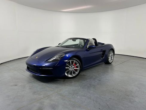 Used 2021 Porsche 718 Boxster S RWD image 1