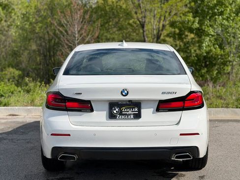 Used 2023 BMW 530i xDrive w/ Convenience Package AWD/4WD image 5