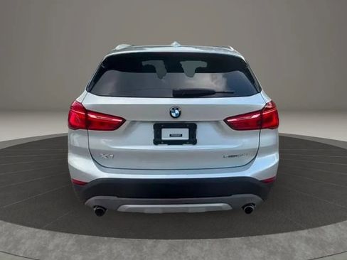 Used 2018 BMW X1 sDrive28i w/ Convenience Package FWD image 4