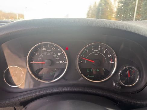 Used 2018 Jeep Wrangler Unlimited Sport S image 18