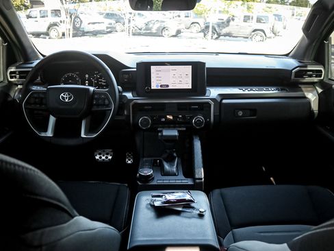 Used 2024 Toyota Tacoma TRD Sport image 27