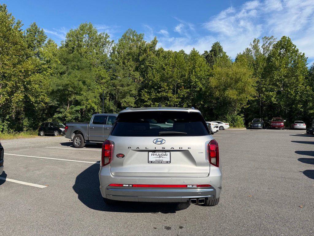 Used 2024 Hyundai Palisade Calligraphy AWD/4WD image 5