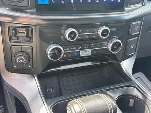 Used 2023 Ford F150 Platinum w/ FX4 Off-Road Package AWD/4WD image 34