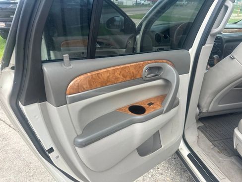 Used 2012 Buick Enclave Leather FWD image 9