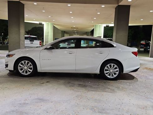 Used 2025 Chevrolet Malibu LT FWD image 8