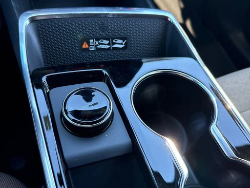 New 2026 Chevrolet Equinox ACTIV w/ Safety and Technology Package image 22