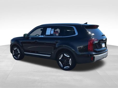 Used 2024 Kia Telluride S w/ S Sunroof Package FWD image 6