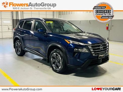 Used 2024 Nissan Rogue SV w/ SV Premium Package FWD image 1
