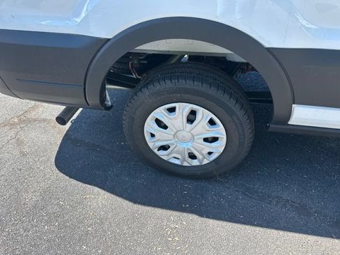 New 2025 Ford Transit 250 Low Roof w/ Load Area Protection Package RWD image 15