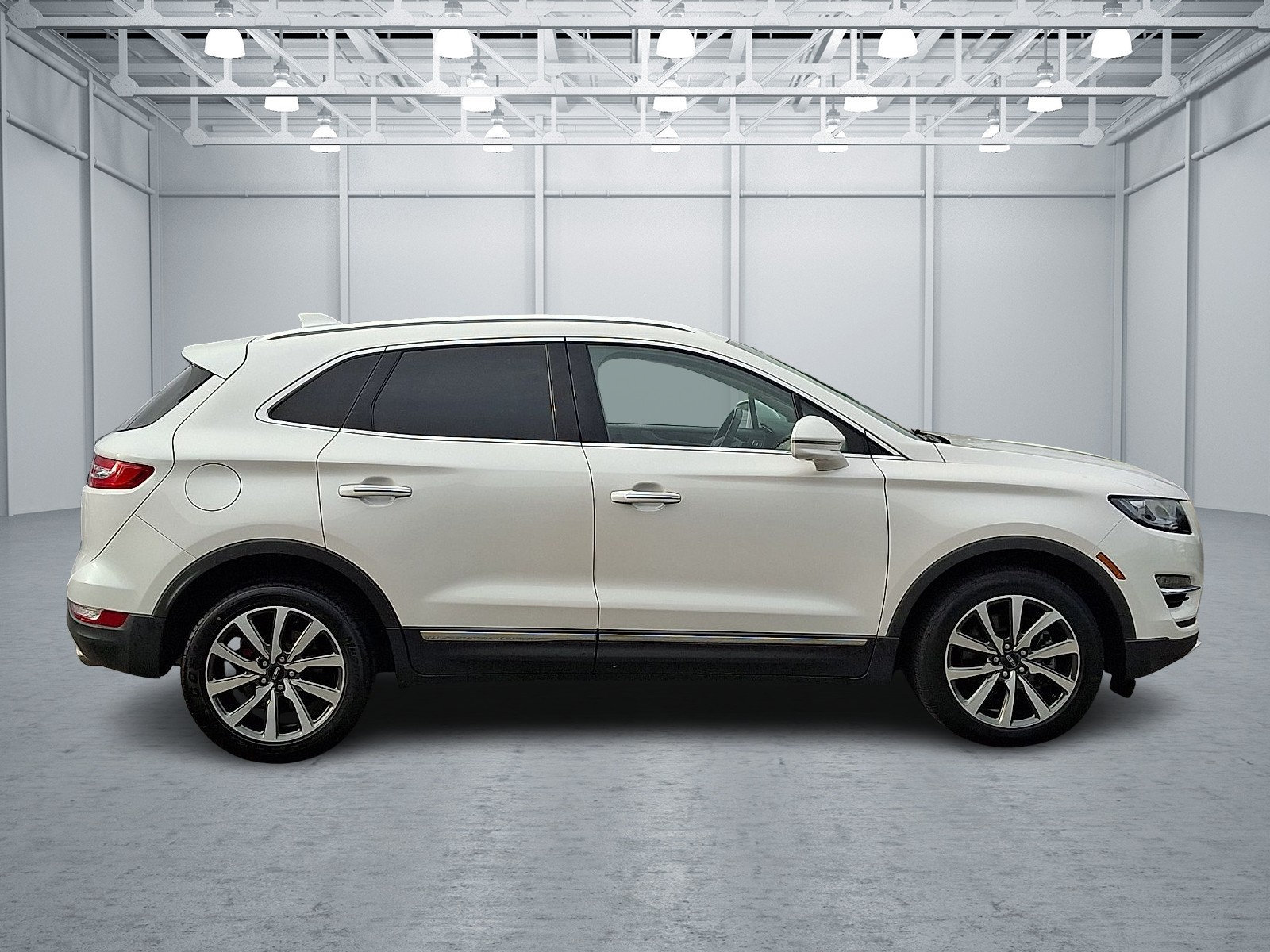 Used 2019 Lincoln MKC Reserve w/ MKC Climate Package AWD/4WD image 7
