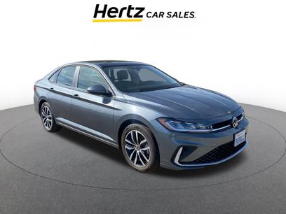 Used 2025 Volkswagen Jetta SE