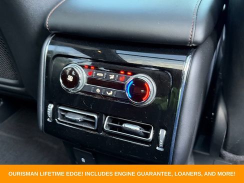 Used 2023 Lincoln Aviator AWD w/ Premium Package image 13