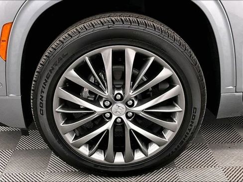 Used 2025 Buick Enclave Avenir w/ Super Cruise Package image 10