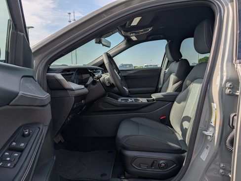 New 2026 Jeep Cherokee Laredo AWD/4WD image 5