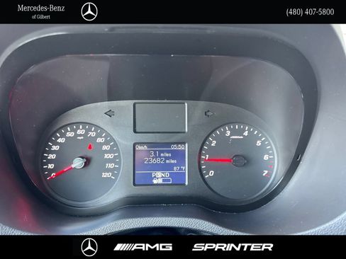 Used 2022 Mercedes-Benz Sprinter 2500 image 27