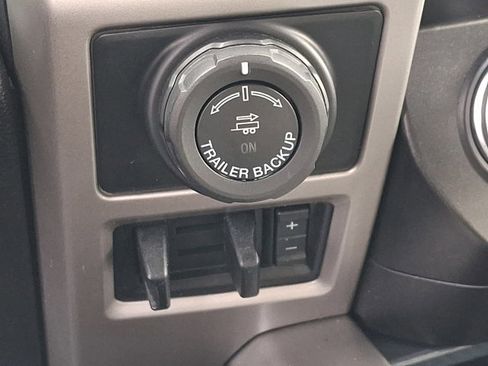 Used 2019 Ford F150 Lariat w/ Equipment Group 502A Luxury image 34