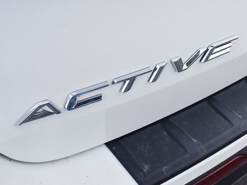 New 2026 Ford Explorer Active w/ Active Comfort Package image 18