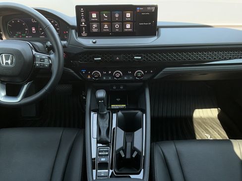 Used 2024 Honda Accord Touring image 17